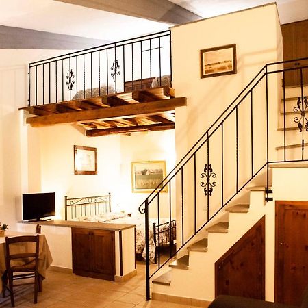 Agriturismo Podere Giulio Таркуїнія Екстер'єр фото